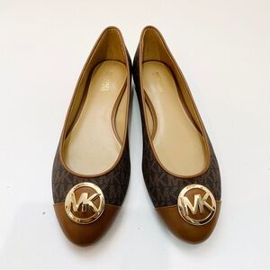 NEW MICHAEL Michael Kors flats